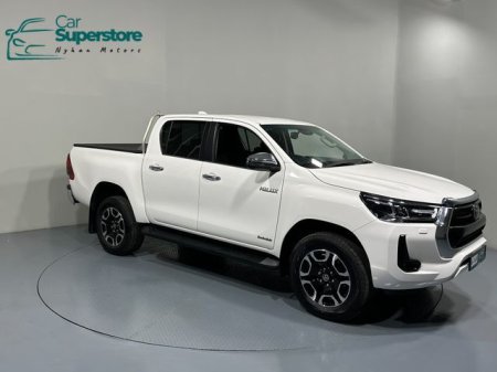 2023 Toyota Hilux 2.8 D-4D Invincible Automatic 231