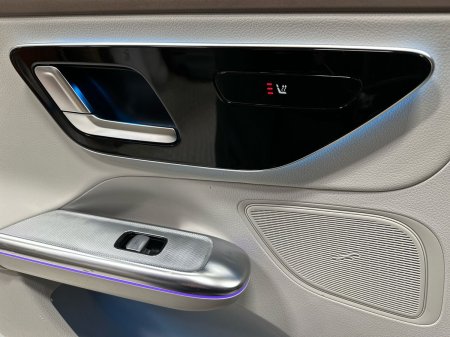 2023 Mercedes-Benz EQE - photo 16