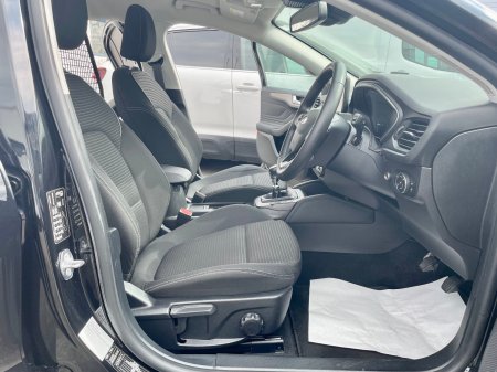 2022 Ford Focus - photo 5