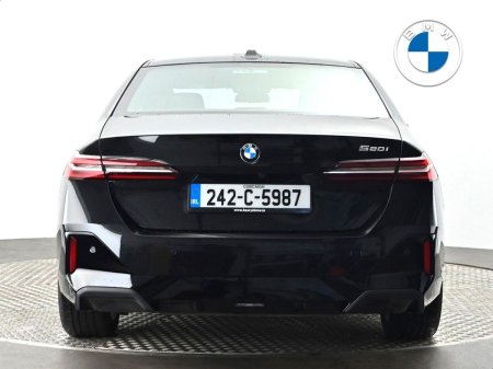 2024 BMW 5-Series - photo 15