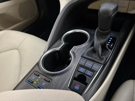 2023 Toyota Camry - photo 17