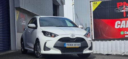 2021 Toyota Yaris - photo 2
