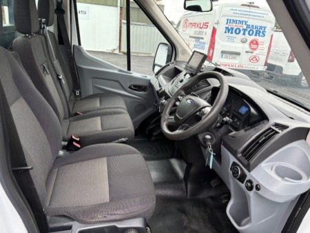 2019 Ford Transit - photo 8