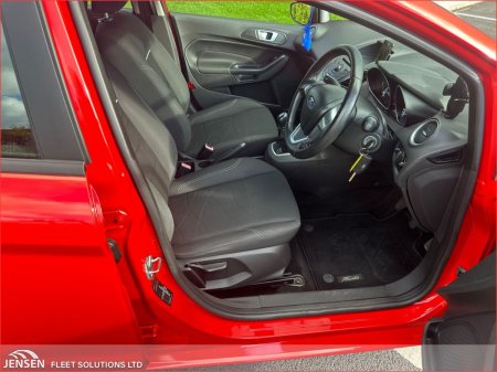2014 Ford Fiesta - photo 9