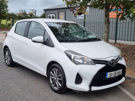 2015 Toyota Yaris - photo 3