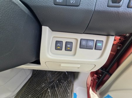 2015 Nissan Serena - photo 14