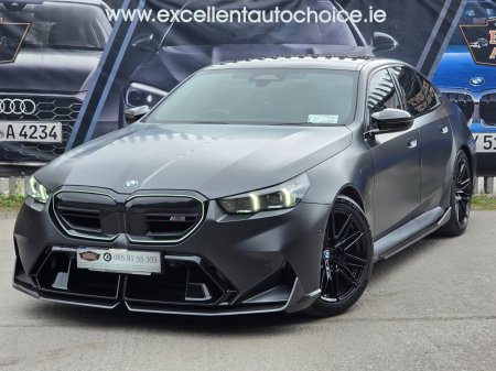 2025 BMW M5 - photo 3