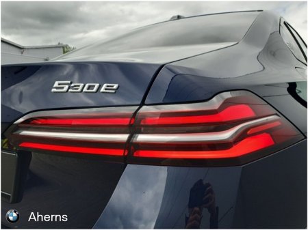 2026 BMW 5-Series - photo 13