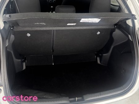 2024 Toyota Yaris - photo 16