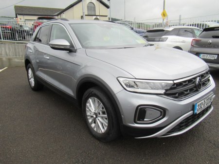 2023 Volkswagen T-Roc - photo 4