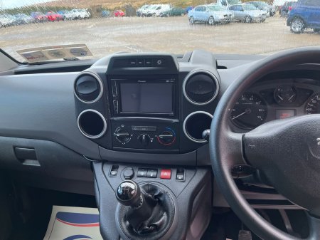 2015 Peugeot Partner - photo 10