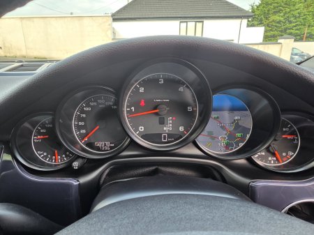 2016 Porsche Panamera - photo 19