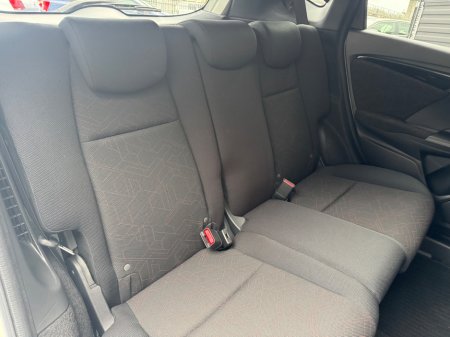 2016 Honda Fit - photo 14