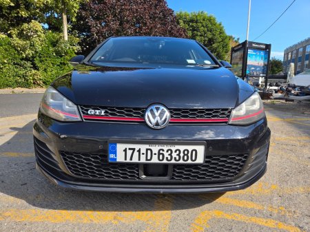 2017 Volkswagen Golf - photo 2