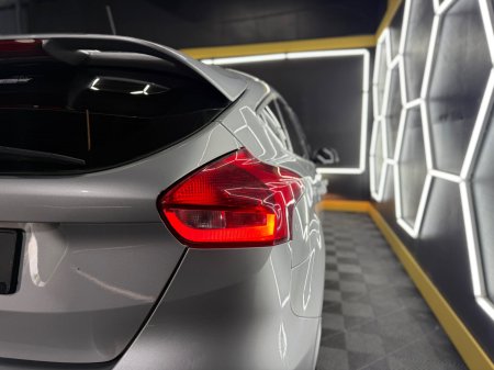 2017 Ford Focus - photo 13