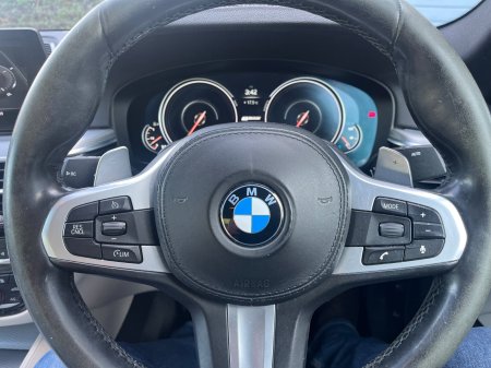 2017 BMW 5-Series - photo 36