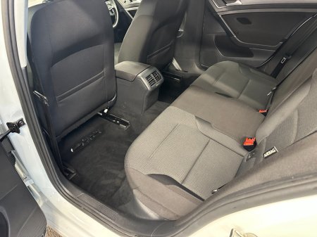 2018 Volkswagen Golf - photo 19