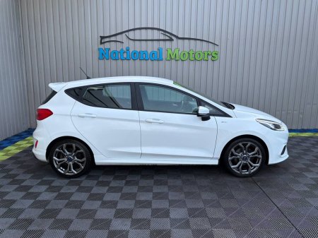 2019 Ford Fiesta - photo 2