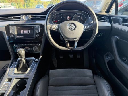 2015 Volkswagen Passat - photo 18