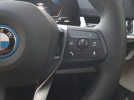 2026 BMW iX1 - photo 18