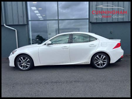 2018 Lexus IS - photo 4