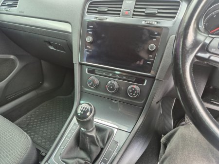 2020 Volkswagen Golf - photo 15