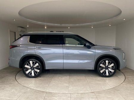 2026 Mitsubishi Outlander - photo 15