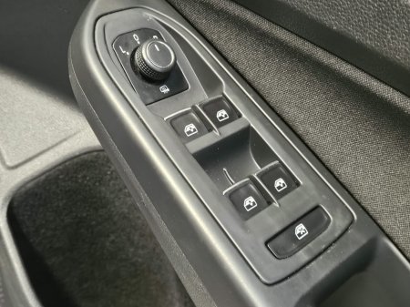 2020 Volkswagen Golf - photo 9