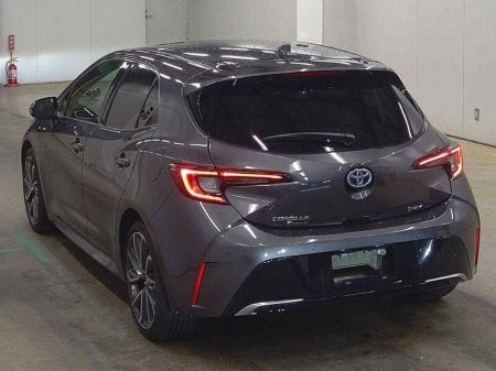 2025 Toyota Corolla - photo 2