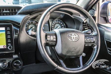 2024 Toyota Hilux - photo 25