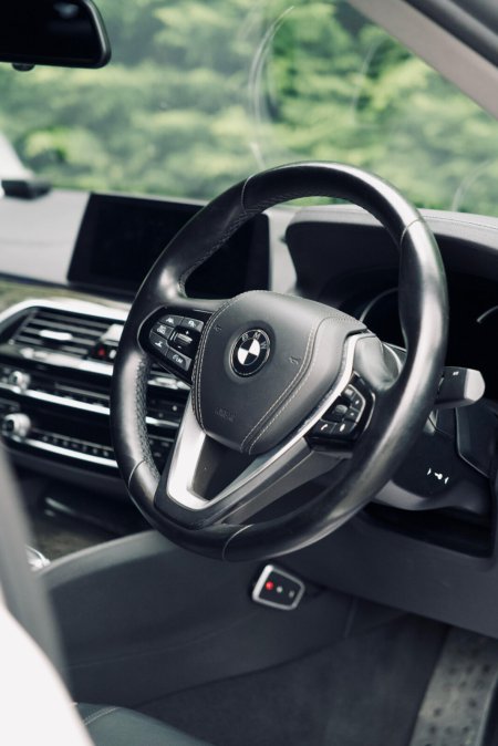 2018 BMW 5-Series - photo 12