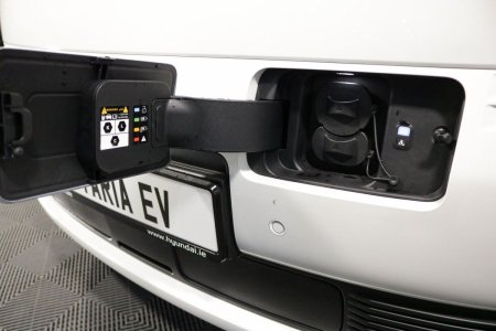 2027 Hyundai Staria - photo 4