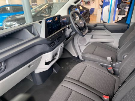 2026 Ford Transit Custom - photo 2