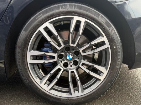 2024 BMW 5-Series - photo 11