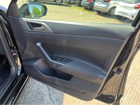 2020 Volkswagen Polo - photo 12