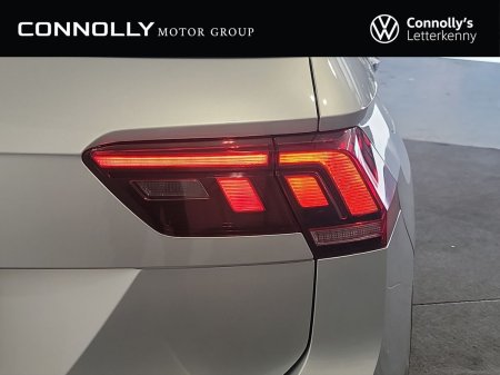 2023 Volkswagen Tiguan - photo 12