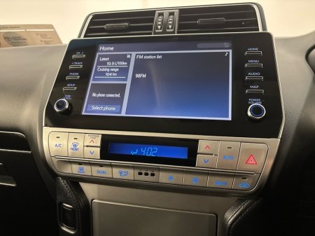 2022 Toyota Land Cruiser - photo 16