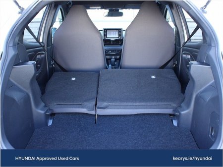 2021 Toyota Yaris - photo 10