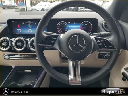 2026 Mercedes-Benz GLA - photo 2