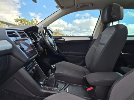 2018 Volkswagen Tiguan - photo 15