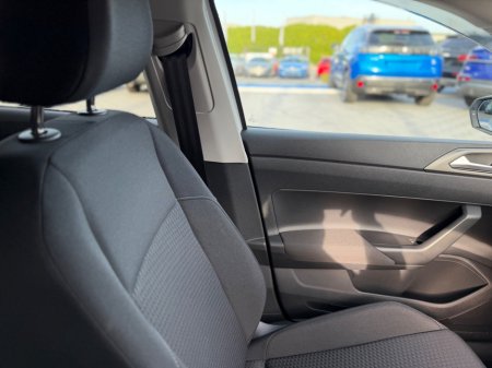 2019 Volkswagen Polo - photo 28