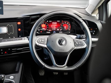 2022 Volkswagen Golf - photo 10