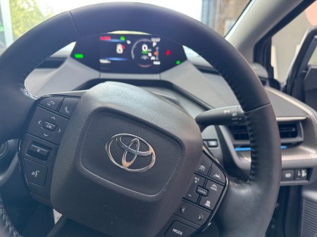 2024 Toyota Prius - photo 13
