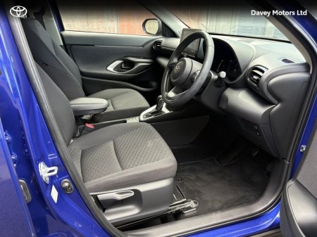 2024 Toyota Yaris Cross - photo 8