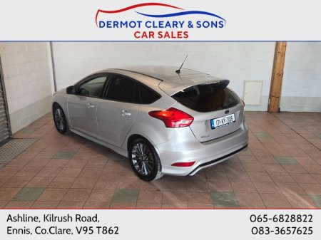 2017 Ford Focus - photo 8