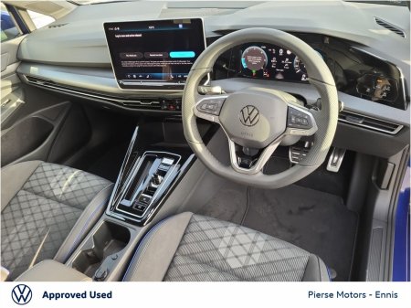 2026 Volkswagen Golf - photo 2