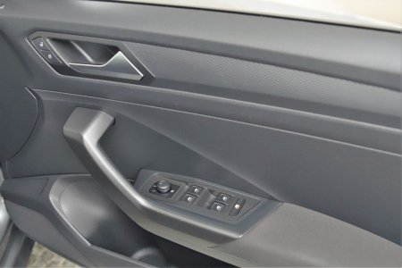 2018 Volkswagen T-Roc - photo 24
