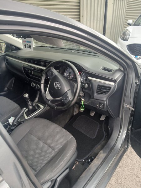 2015 Toyota Corolla - photo 16