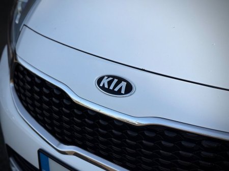 2017 Kia Carens - photo 29