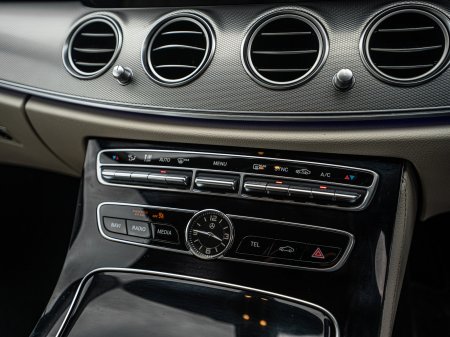2018 Mercedes-Benz E-Class - photo 35